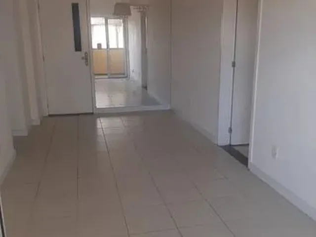 Imagem 6: Lauro 2/4, Semi Mobiliado (Armários), Nascente, Amplo, Varanda e Ótima Localização!