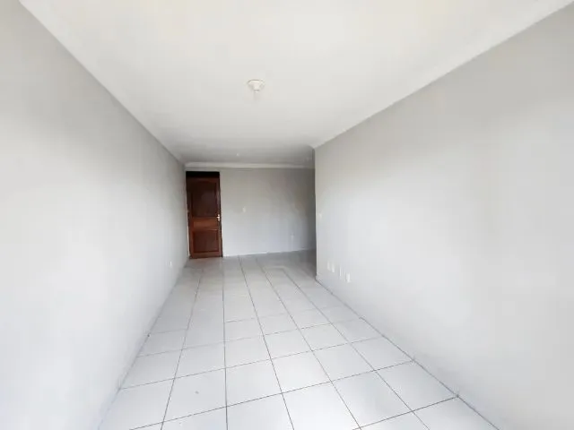 Imagem 2: Apartamento em Miramar, 3 Quartos