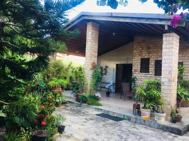 Imagem: Casa com 4 Quartos
