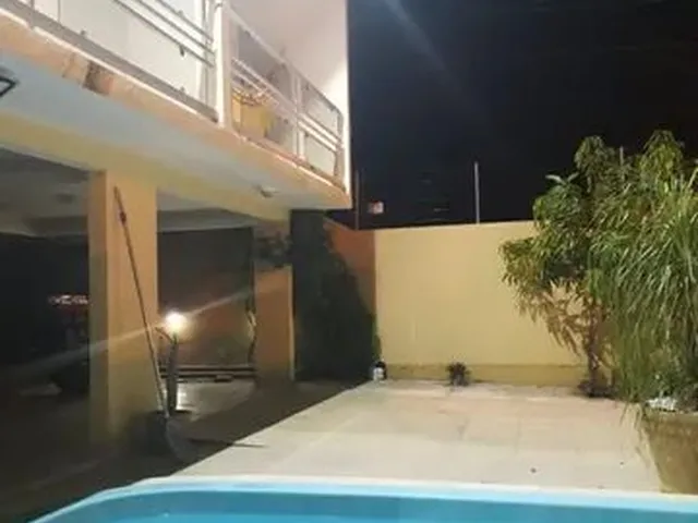 Imagem 12: Casa com Piscina e Area de Lazer