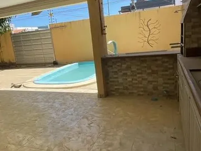 Imagem 10: Casa com Piscina e Area de Lazer