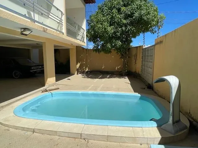 Imagem 4: Casa com Piscina e Area de Lazer