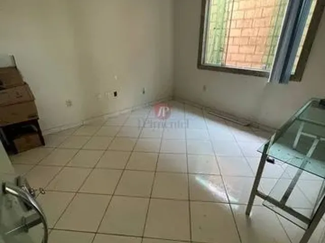 Imagem: Casa / Área a Venda na Avenida Paralela