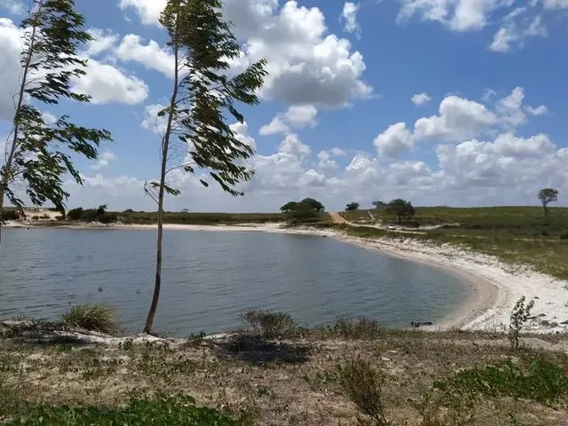 Imagem 5: Lotes Ha 900M da Praia em Paracuru, 6X25 . Prontamente