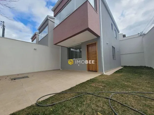 Imagem: Casa com 3 Dormitórios À Venda, 185 M²