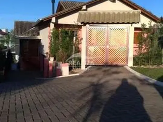 Imagem: A casa em condomínio possui 3 Dormitórios, 1 Suíte, 3