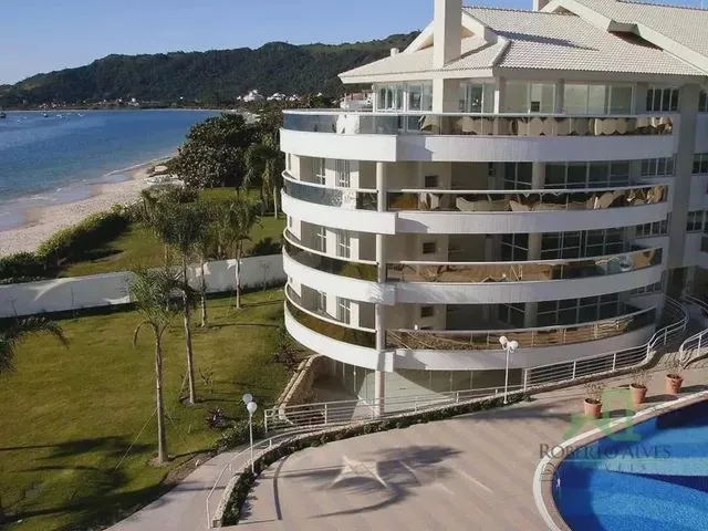 Imagem: Cobertura - Cachoeira do Bom Jesus - Florianópolis/Sc