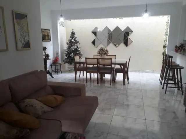 Imagem 5: Excelente Casa com 3 Quartos - Bancários