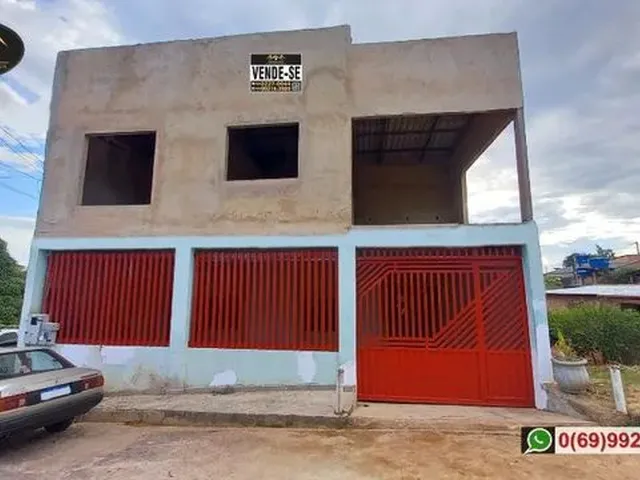 Imagem: Casa com 4 Quartos e 1 Apartamento na Zona