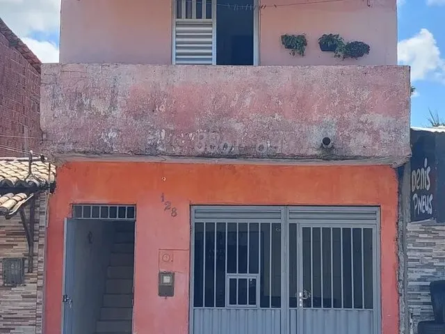 Imagem 6: Vendo Casa em Rua Comercial . Ótimo para Quem Quer Morar Ou Colocar Um Comércio