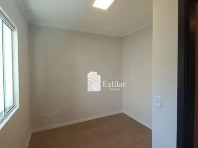 Imagem 6: Sobrado Triplex com 03 Quartos (01 Suite) e 04 Vagas no Silveira da Motta, São José Dos