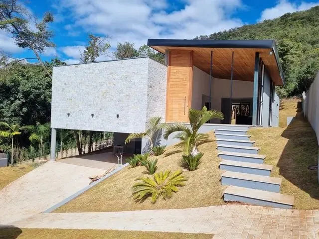 Imagem: Casa em Condomínio À Venda, 4 Quartos