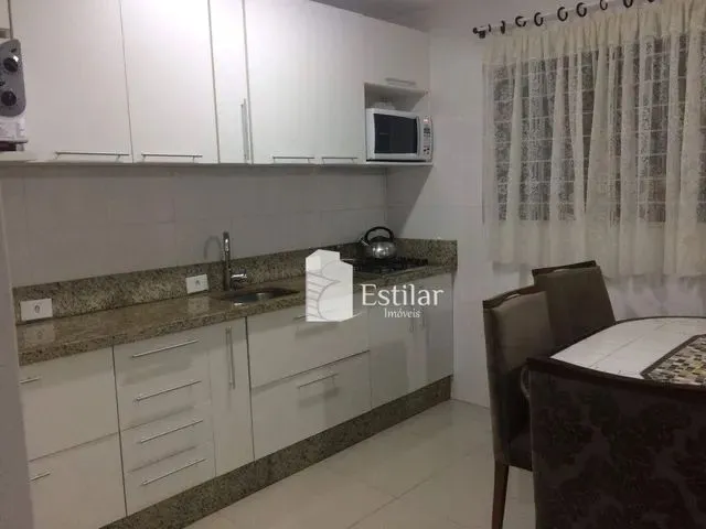 Imagem 1: Sobrado com 04 Quartos (02 Suítes) e 02 Vagas no Hauer, Curitiba