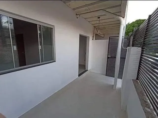 Imagem 2: Bela Casa À Venda na Maraponga