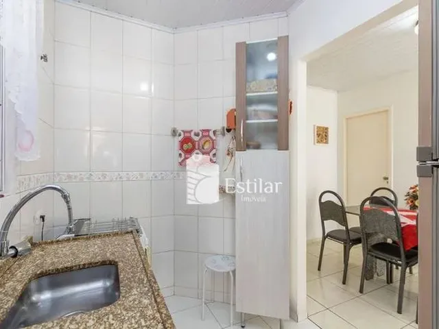 Imagem 2: Casa com 03 Quartos e 02 Vagas no Uberaba, Curitiba