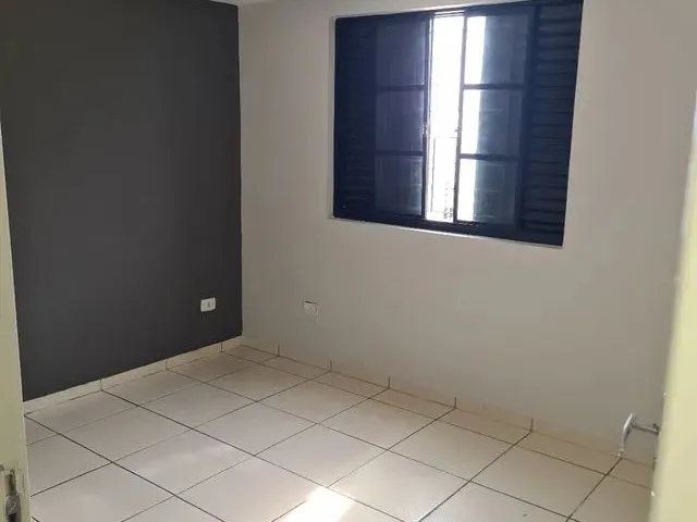Imagem 3: Aluga-Se Apto no Centro