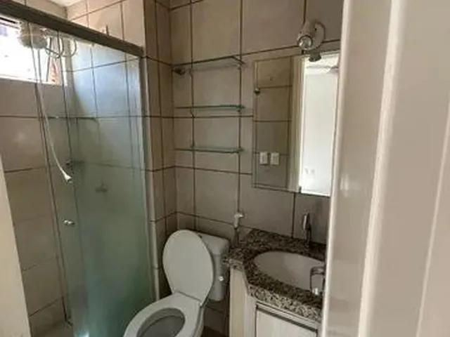 Imagem: O apartamento possui 2 Dormitórios, 1 Suíte, 2 Banheiros,