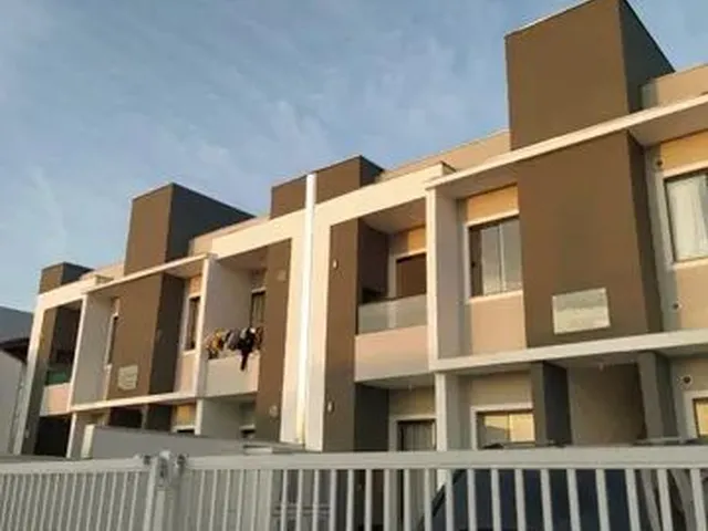 Imagem: Apartamento Semi-Mobiliado com 2 Dormitórios