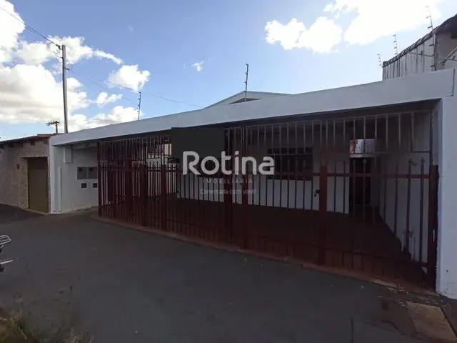 Imagem: Casa para Alugar, 3 Quartos, 1 Vaga, Brasil