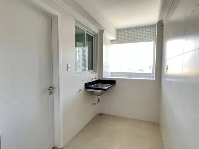 Imagem 11: Locação Apartamento com 3 dormitórios