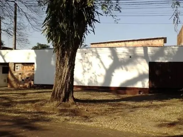 Imagem 6: Quarto/Quitinete. Centro-Foz