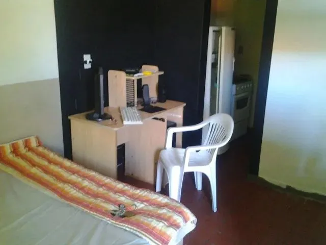 Imagem 10: Quarto/Quitinete. Centro-Foz