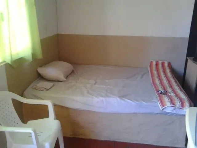 Imagem 5: Quarto/Quitinete. Centro-Foz