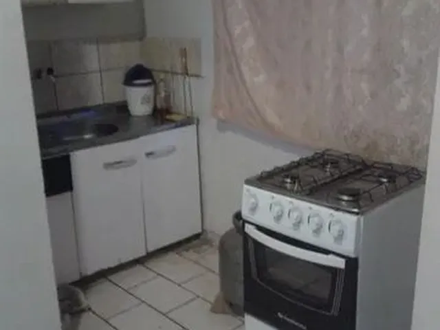 Imagem 14: Quarto/Quitinete. Centro-Foz