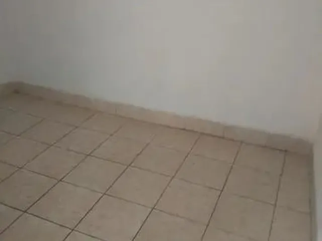 Imagem 5: Aluga-Se Quarto e Sala - R$ 310,00