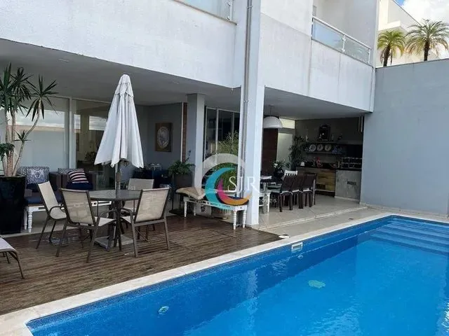 Imagem: Casa com 3 Suítes para Alugar, 280 M²