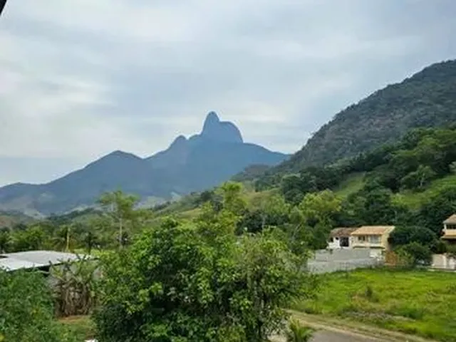 Imagem: O apartamento possui 2 Dormitórios, 1 Banheiro, 80m² de