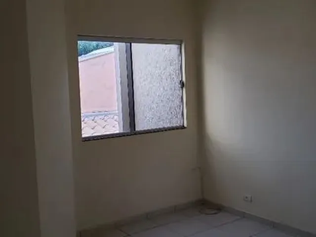 Imagem 7: Apartamento com 02 Quqrtos