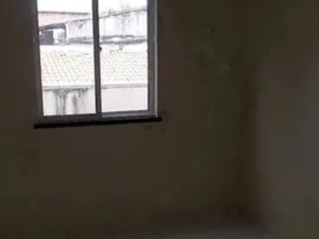 Imagem 10: Casa com 2 Dormitórios para Alugar por R$ 650/Mês - Guajiru - Fortaleza/Ce