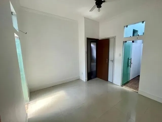 Imagem: Casa Próxima da Duque 4/4 Sendo 3 Suítes