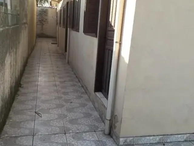 Imagem 3: Alugo Casa 2 Dormitórios com Estacionamento