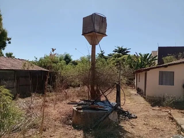 Imagem 3: Vende-Se Área (Com Casa Sede