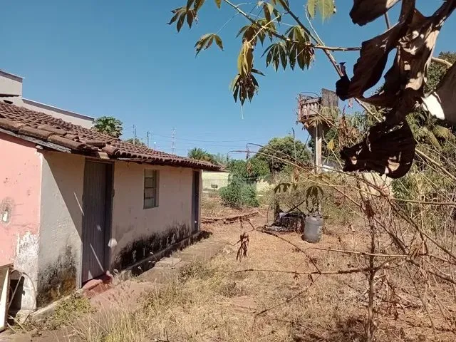 Imagem 6: Vende-Se Área (Com Casa Sede