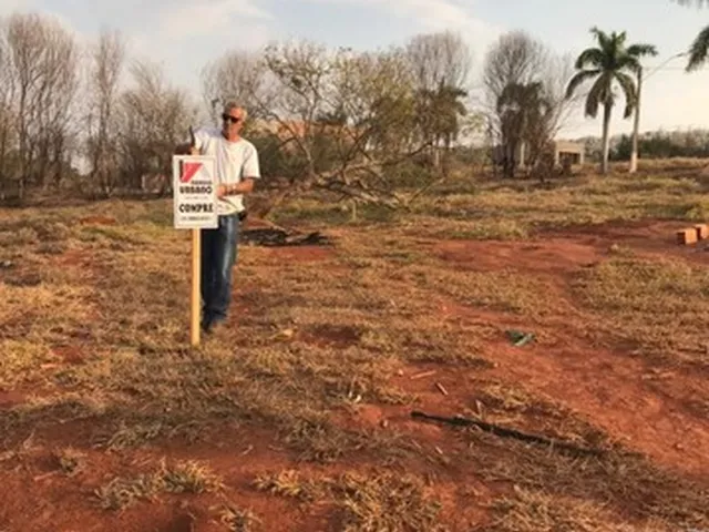 Imagem: Terreno / Lote em Nepomuceno Mg