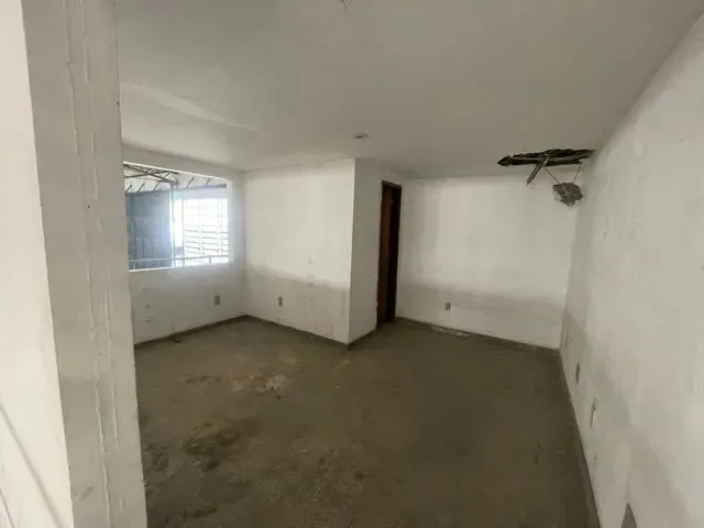 Imagem 11: Galpão Petrópolis, 1100 M2 de Área, Pé Direito de 8 Metros. de Pé Direito 5 Salas