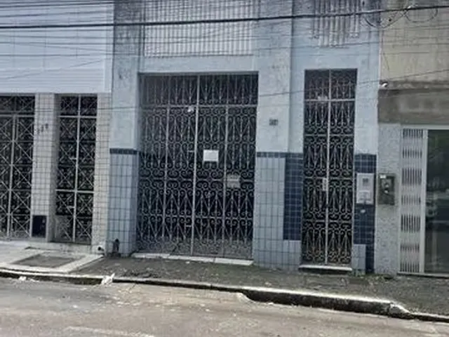 Imagem 1: Casa em Frente À Praça Camerindo
