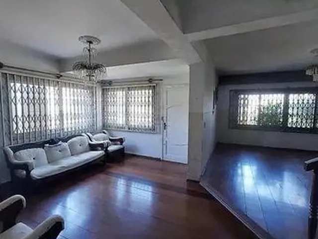 Imagem 10: Casa com 3 Dormitórios para Alugar, 276 M² por R$ 2.725,00/Mês - santa Fé - Porto