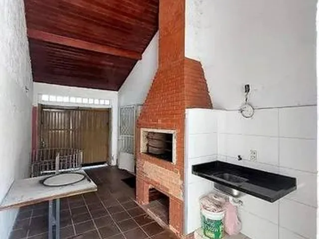 Imagem 12: Casa com 3 Dormitórios para Alugar, 276 M² por R$ 2.725,00/Mês - santa Fé - Porto