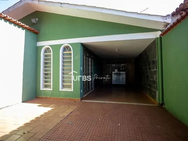 Imagem 1: Casa a Venda 3 Quartos no St Coimbra