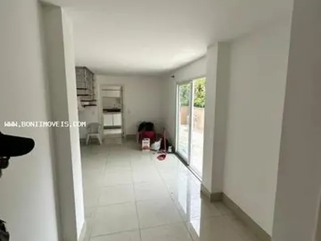 Imagem 15: Cobertura para Venda em Nova Friburgo, Centro, 2 Dormitórios, 1 Suíte, 2 Banheiros, 2