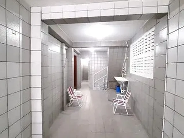 Imagem 9: Vendo Ótima Casa com 6 Qts e 240 M² Tipo Duplex em Casa Amarela - Recife - Pe