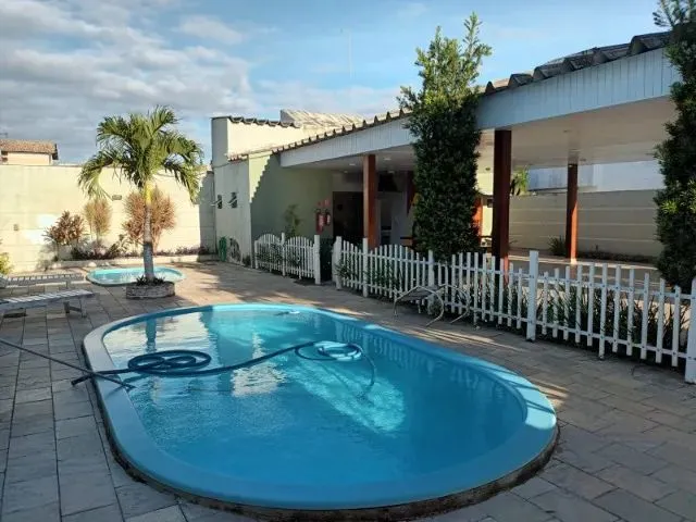 Imagem 1: Belíssima Casa Duplex em Condomínio com 4 Suítes em Nova Parnamirim