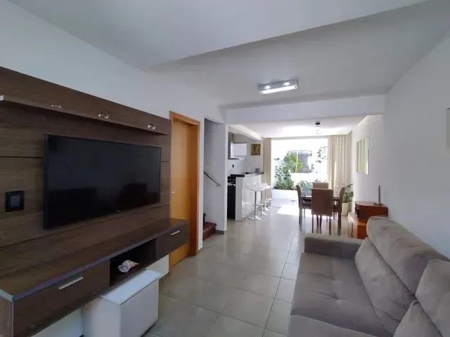 Imagem 2: Casa com 03 Quartos no Bairro Caiçara