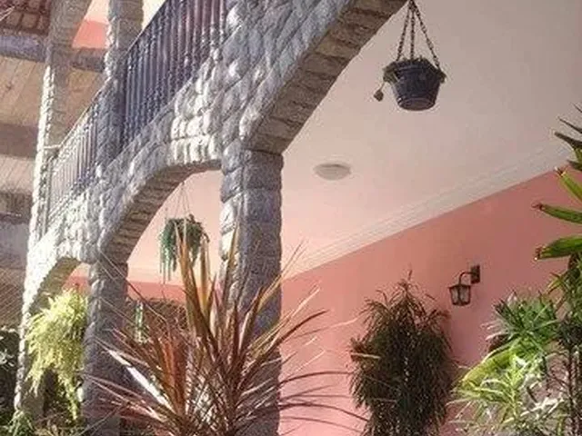 Imagem: Casa 4 Quartos em Itapuã