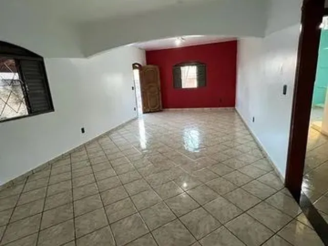 Imagem 2: Casa com 3 Dormitórios À Venda, 171 M² por R$ 370.000,00 - Paraíso - Anápolis/Go