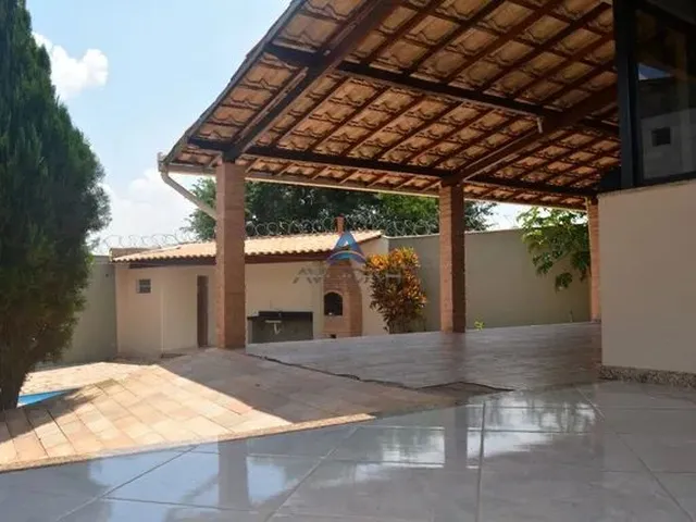 Imagem 3: Casa com 3 Dormitórios À Venda em Brumadinho